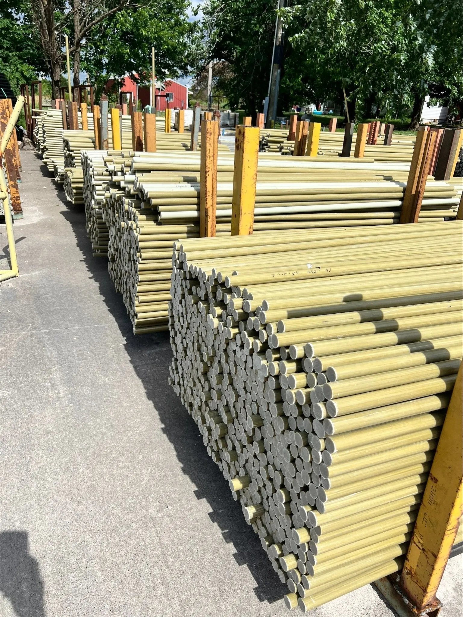 1" x 5' Fiberglass Rod - Uncoated, Undrilled