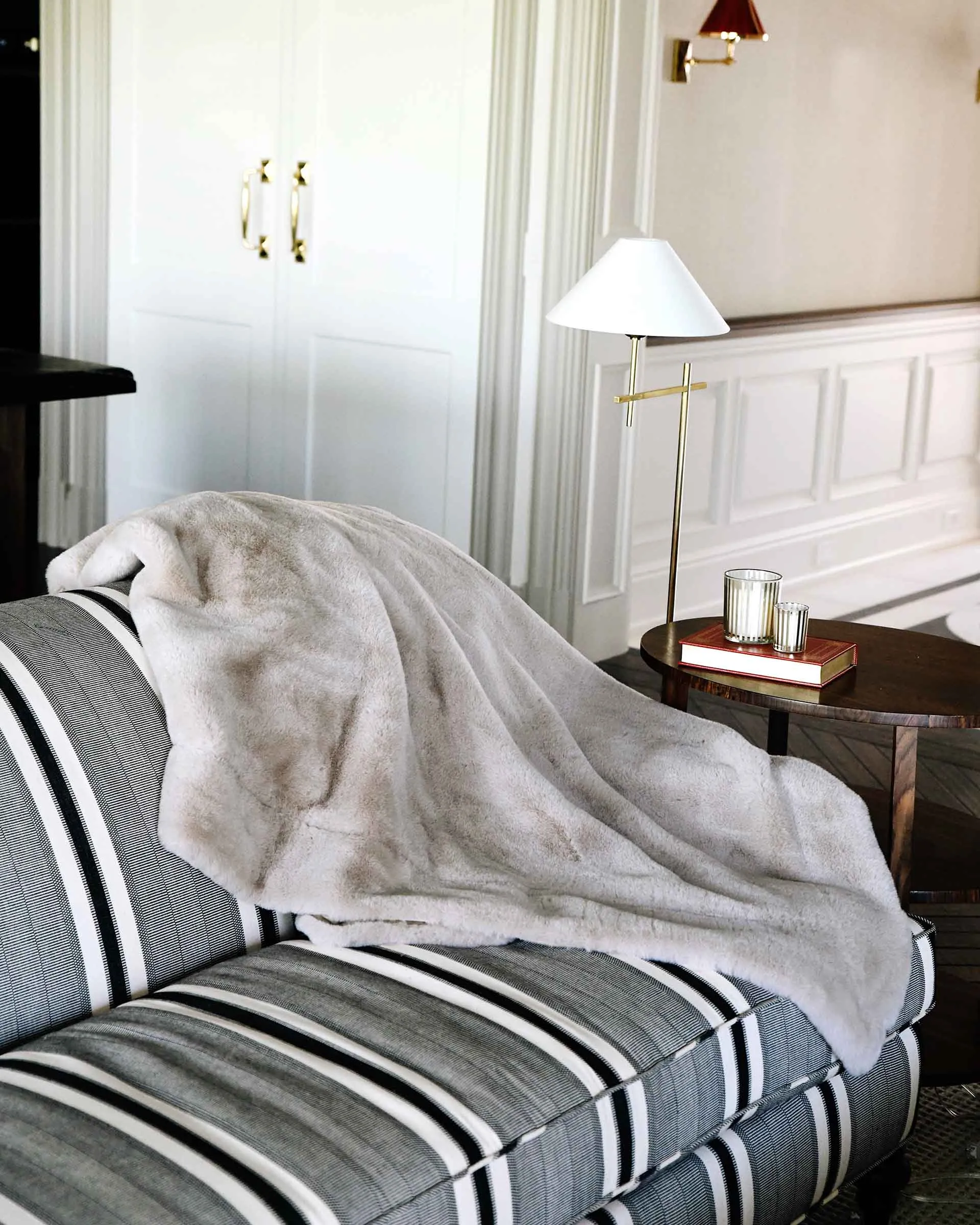 Cozy Cabin Faux Fur Blanket